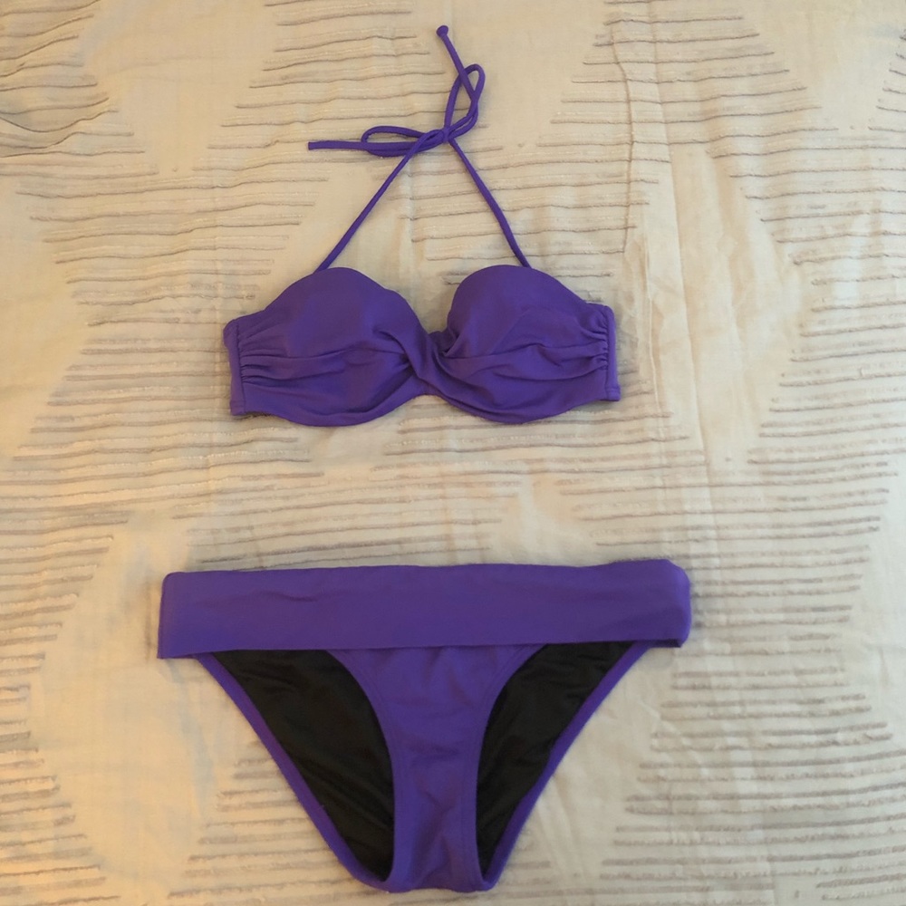 Victoria’s Secret bikini top